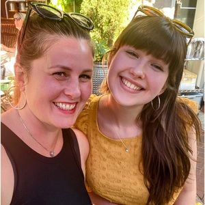 Meet your Posher, Elisa